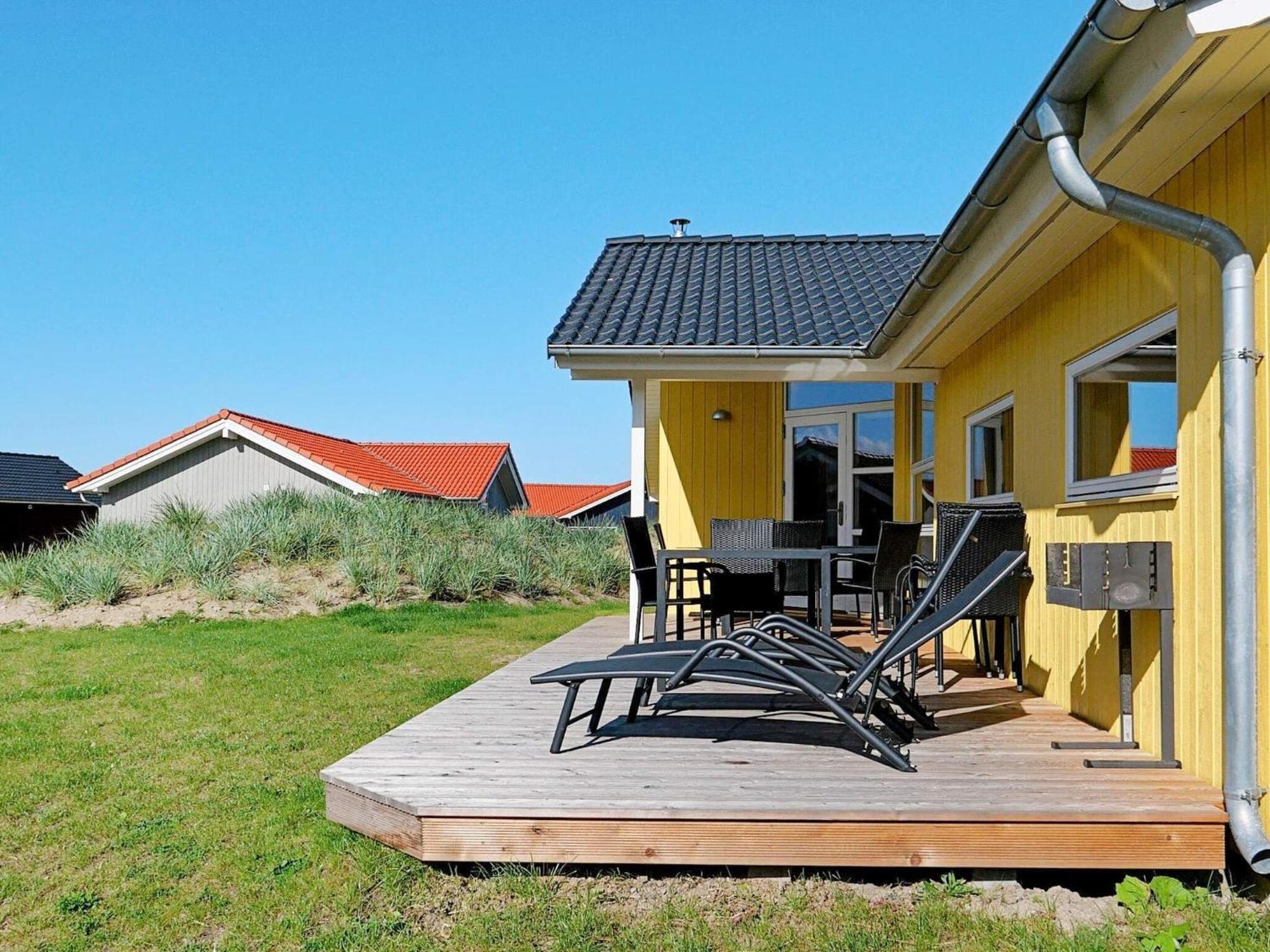 Four-Bedroom Holiday Home In Grossenbrode 1 ภายนอก รูปภาพ